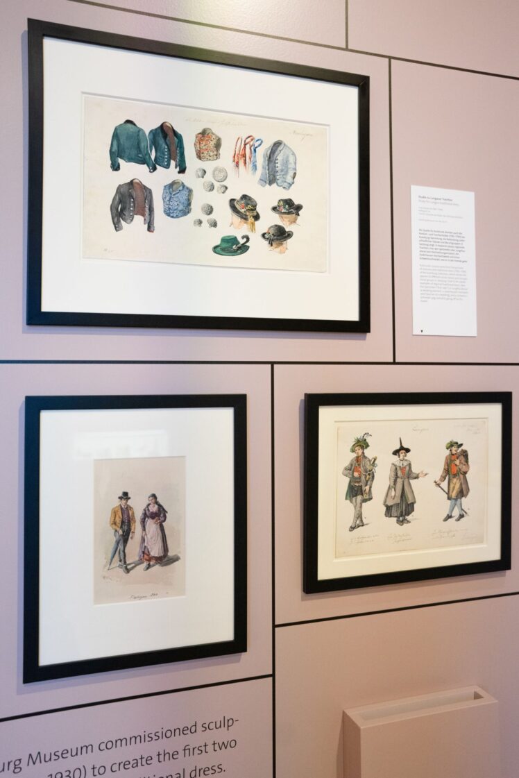 Ausstellungsansicht, Masken, Trachten, Kultobjekte © Salzburg Museum/Maurice Rigaud