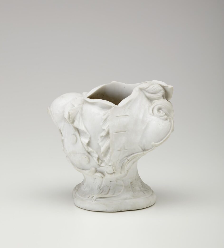 Königlich Bayerische Porzellan-Manufaktur Nymphenburg (*1747), Biskuitporzellan-Büste: Knabe, 2. Hälfte 18. Jh., Biskuitporzellan, 13,6 x 15 x 11,5 cm, Inv.-Nr. 662 a-40 © Salzburg Museum