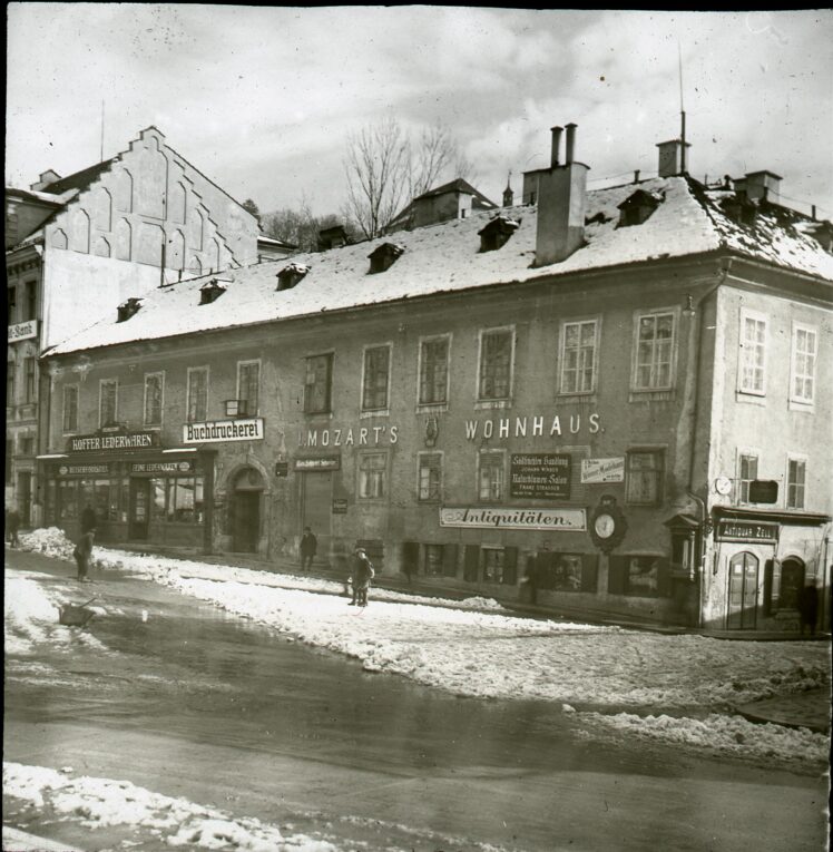 Mozarts Wohnhaus am Makartplatz in Salzburg