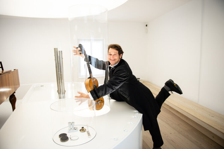 Ausstellungsansicht © Stille Nacht Museum Hallein/Coen Kossmann