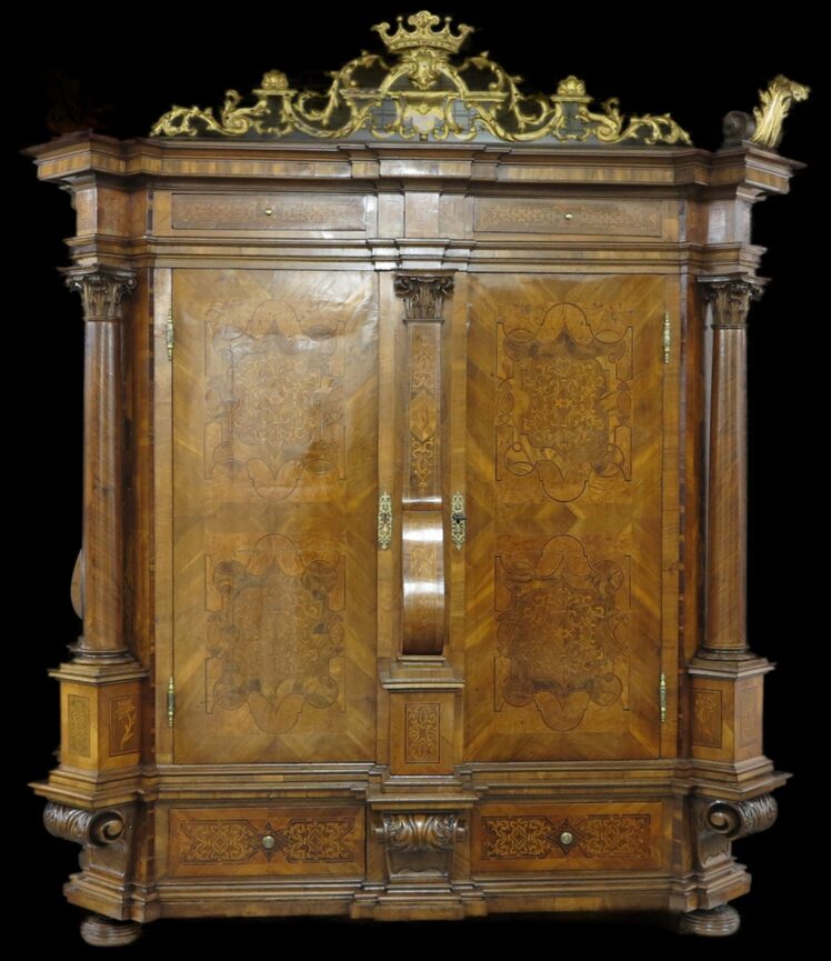 Künstler*in unbekannt, Schrank, 1729, Inv.-Nr. 2050-2020 © Salzburg Museum (Dauerleihgabe Salzburger Museumsverein)