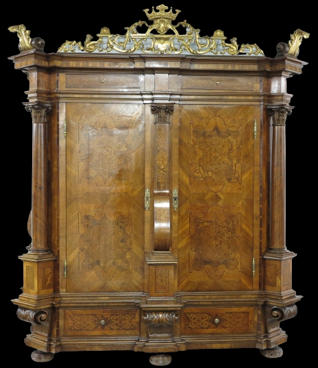 Künstler*in unbekannt, Schrank, 1729, Inv.-Nr. 2050-2020 © Salzburg Museum (Dauerleihgabe Salzburger Museumsverein)