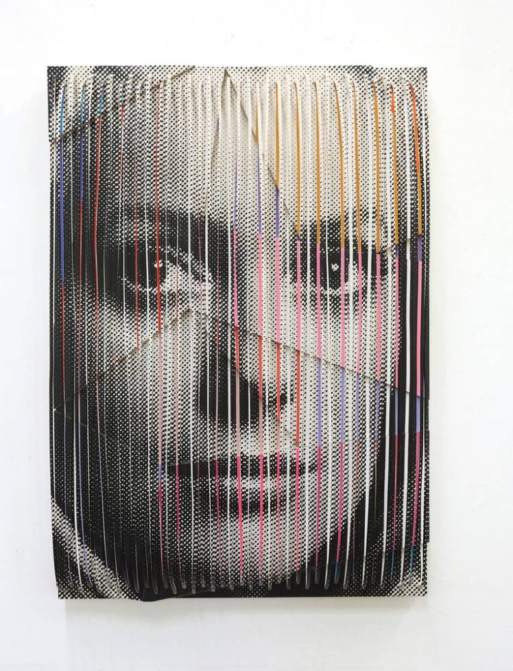 Ilse Haider (*1965), CATHERINE, 2022, 85 x 60 x 16cm, Fotoemulsion auf Holz/Acrylfarbe, Foto: CATHERINE DENEUVE, 1969; THE APRIL FOOLS, Jalem Productions., Ronald Grant Archive / Mary Evans / picturedesk.com, Inv.-Nr. Foto 45702, Foto: © Ilse Haider