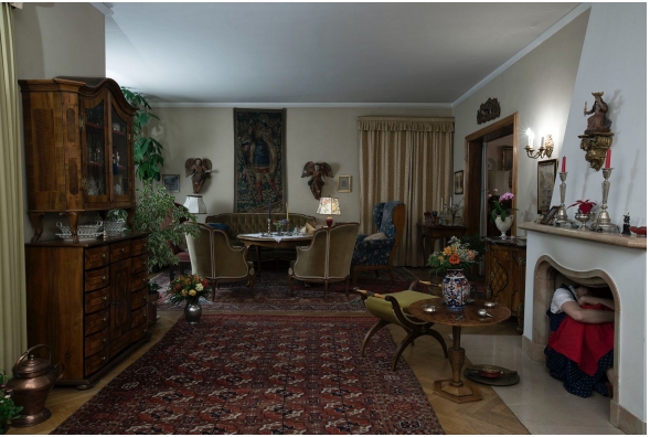 Catharina Bond, Heilstollen, 2013, C-Prints, Jeweils 60 x 45 cm, Ed. 4+2 AP, Set von 6 Fotografien, Inv.-Nr Foto 45912 bis Inv.-Nr 45917