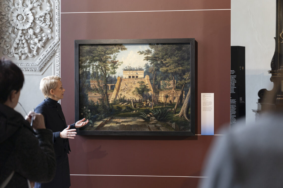 Ausstellungsansicht, Heilige Orte © Salzburg Museum/Helena Kalleitner