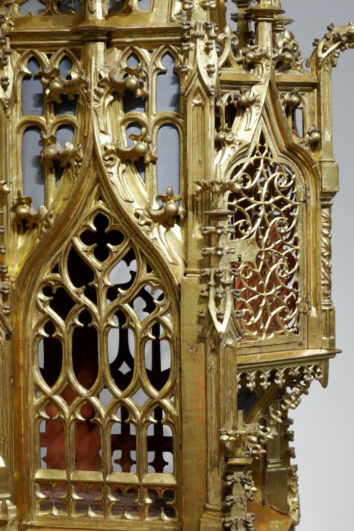 Petrus Pistator, Werkstatt, Tragschrein (Heiliges Grab zur Karfreitagsliturgie, Reliquienschrein) aus der Bürgerspitalkirche in Salzburg, um 1475, Holz, gefasst und vergoldet © Salzburg Museum